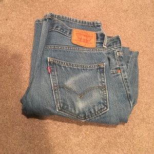 Men’s Levi’s 550 jeans
